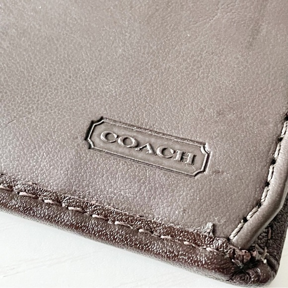 Coach brown leather buckle motif long trifold snap wallet - Picture 7 of 8